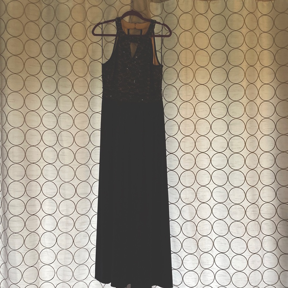 Long Dress navy blue with tones tones, perfect as a night wedding guest